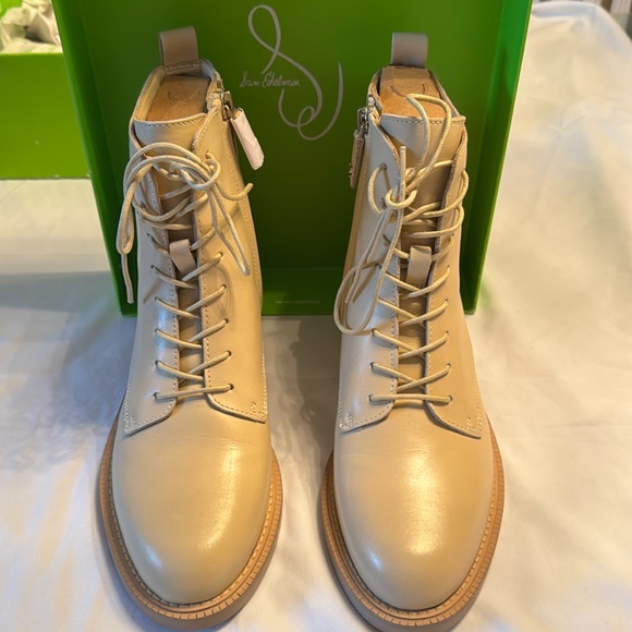 Nina Shoes - Nina Cream Lace Up Boots